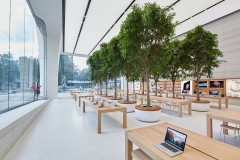 AN 15 06 projets 4 apple-store-brussels